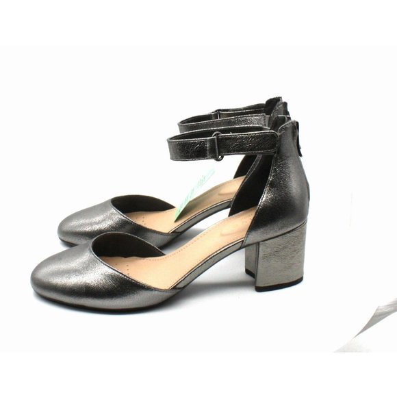 Women's Easy Spirit Crystal Pump - Picture 6 of 8